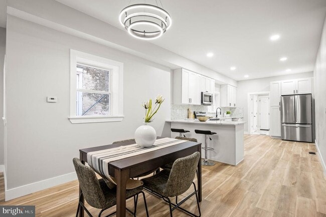 5113 W Thompson St in Philadelphia, PA - Building Photo - Building Photo