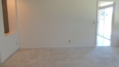 1375 Jamie Dr in Yuba City, CA - Building Photo - Building Photo