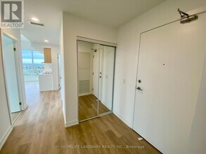 1100 Sheppard Ave W in Toronto, ON - Building Photo - Building Photo