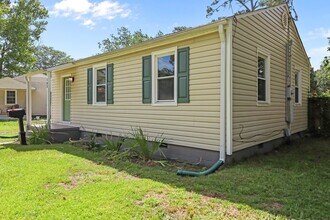 103 Robin Rd in Jacksonville, NC - Building Photo - Building Photo