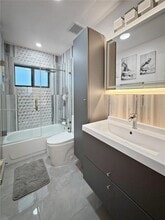 3558 W 72nd Pl in Hialeah, FL - Building Photo - Building Photo