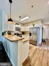 11501 Cardoness Ln in Fairfax, VA - Building Photo - Building Photo
