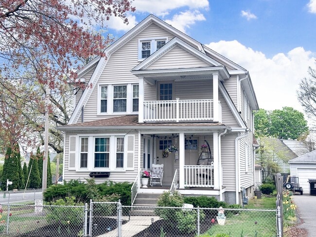 826 Black Rock Tpke in Fairfield, CT - Building Photo - Building Photo
