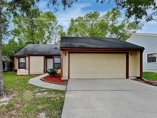 8096 Kilwinning Ln