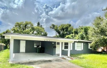 600 Wigman Dr in Eatonville, FL - Foto de edificio - Building Photo