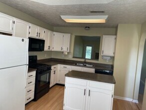 933 Washington Cove Way in Indianapolis, IN - Building Photo - Building Photo