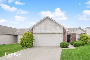 1470 Bluestem Dr in Greenwood, IN - Building Photo