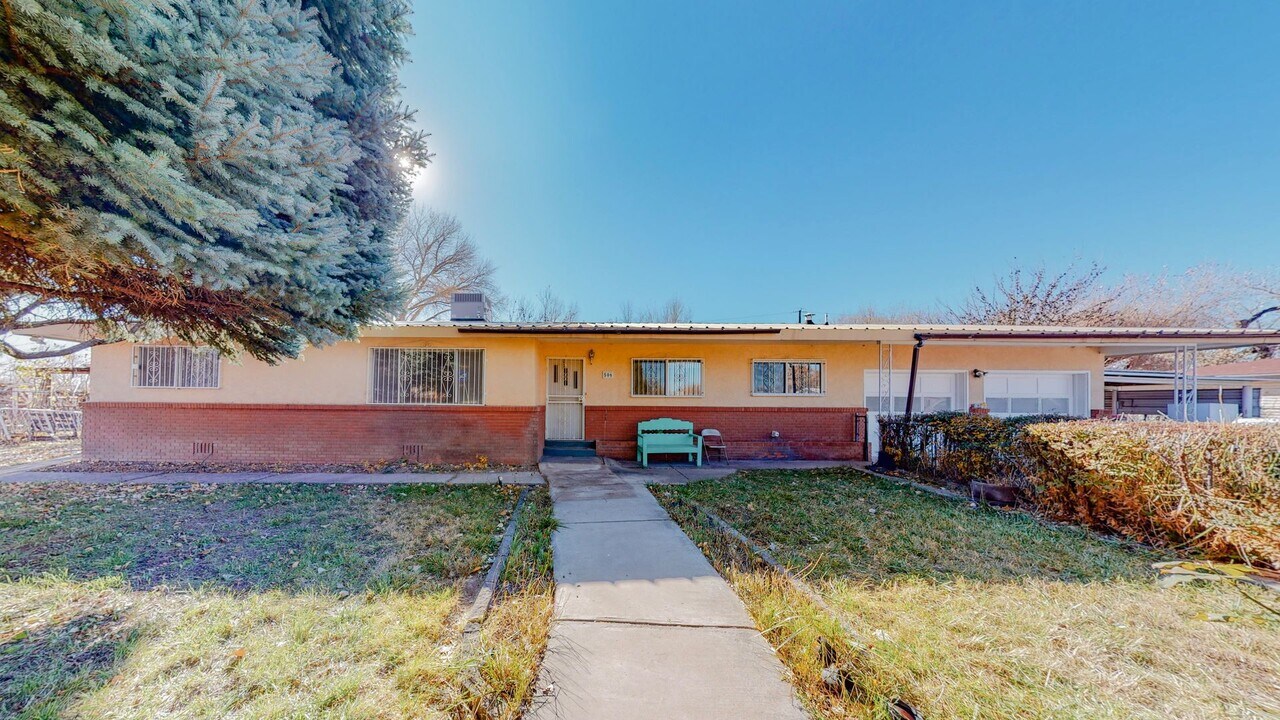 506 El Dorado Dr NW in Albuquerque, NM - Building Photo