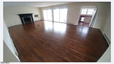 304 Lake Shore S in Montague, NJ - Building Photo - Building Photo