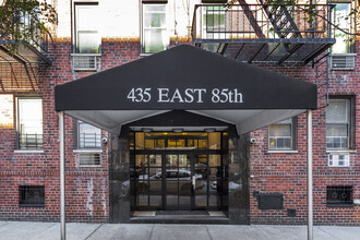 435 E 85th St in New York, NY - Foto de edificio - Building Photo