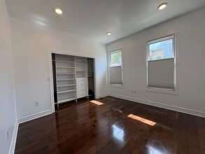 232 Bowers St in Jersey City, NJ - Building Photo - Building Photo
