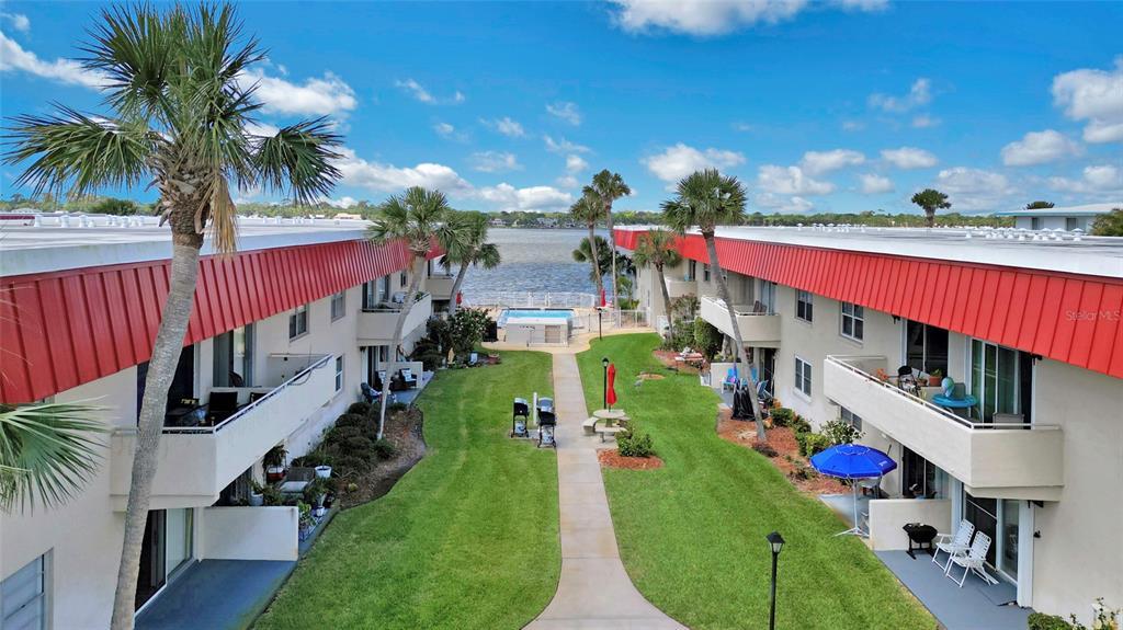2901 N Halifax Ave in Daytona Beach, FL - Building Photo