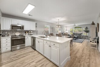 410 Blue Stem Dr in Pawleys Island, SC - Building Photo - Building Photo