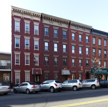 824 Washington St in Hoboken, NJ - Building Photo - Building Photo