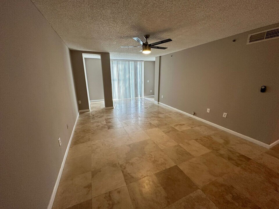 3113 Clint Moore Rd in Boca Raton, FL - Building Photo