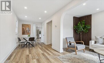 2027 Brampton St in Hamilton, ON - Building Photo - Building Photo