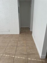 504 NW 7th Ct in Hallandale Beach, FL - Building Photo - Building Photo