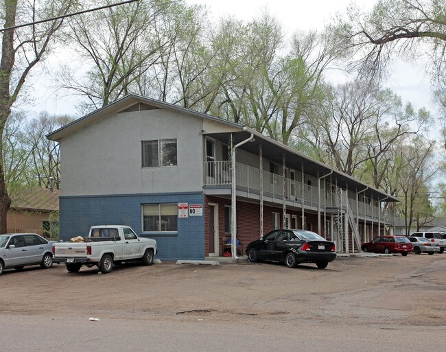 Aspen Creek in Colorado Springs, CO - Building Photo - Building Photo