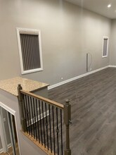 6027 W Giddings St in Chicago, IL - Building Photo - Building Photo