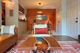 941 Calle Mejia in Santa Fe, NM - Building Photo - Building Photo