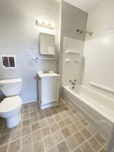 1014 E Adams St in Muncie, IN - Building Photo - Building Photo