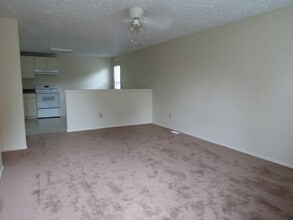 2405 Strickland Dr in Owensboro, KY - Building Photo - Building Photo