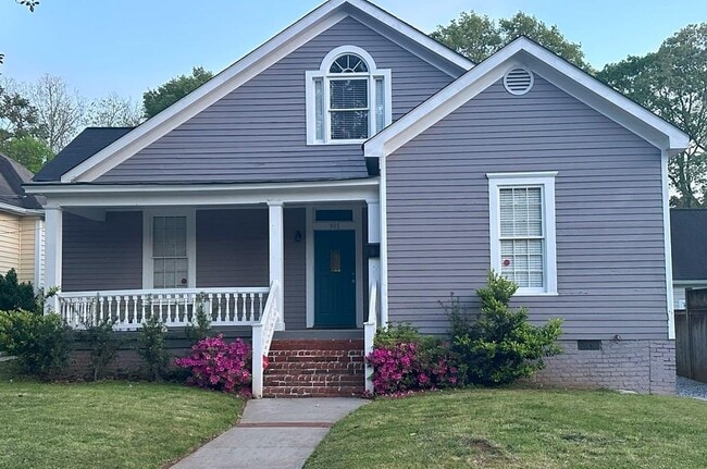 property at 303 Grant Park Pl SE