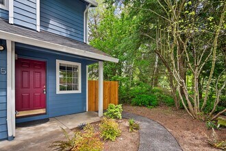 6133 SE Frances St-Unit -6133 in Hillsboro, OR - Foto de edificio - Building Photo