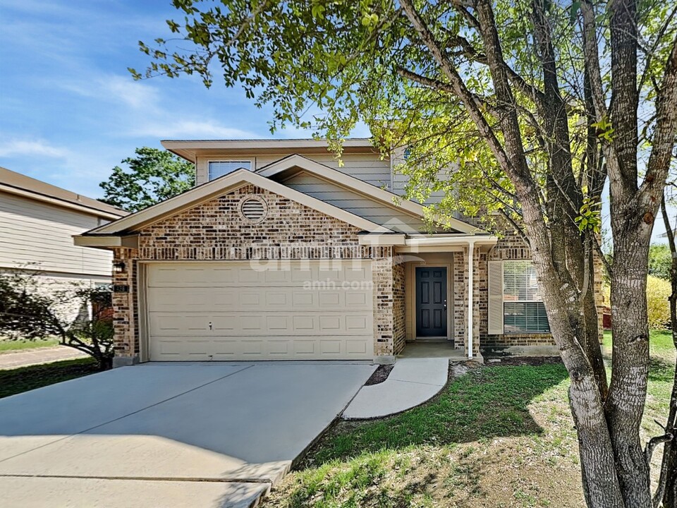 438 Abigail in Converse, TX - Building Photo
