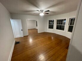 1646 Lucia Ave, Unit 1 in Louisville, KY - Building Photo