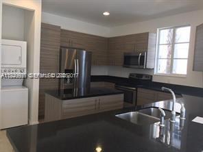 2675 SW 81st Terrace in Miramar, FL - Foto de edificio - Building Photo