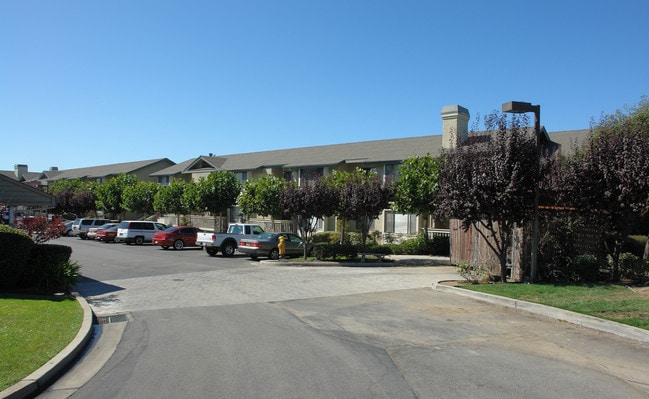 Valley Heights Senior Rental Community in Watsonville, CA - Building Photo - Building Photo