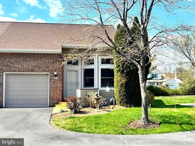 8013 Bridgepointe Dr