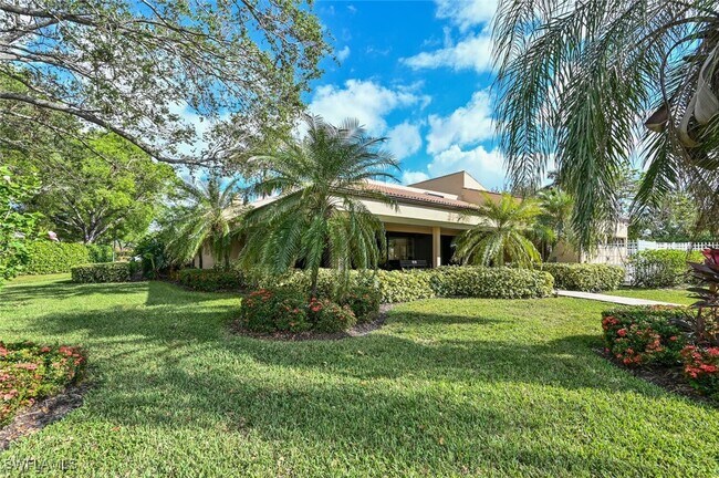 624 Lambton Ln