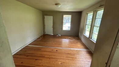 4735 Clayton Dr in Baton Rouge, LA - Building Photo - Building Photo