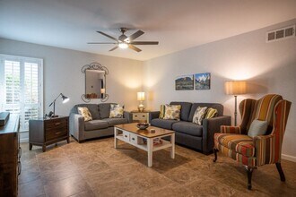 4950 N Miller Rd, Unit #133 in Scottsdale, AZ - Building Photo - Building Photo