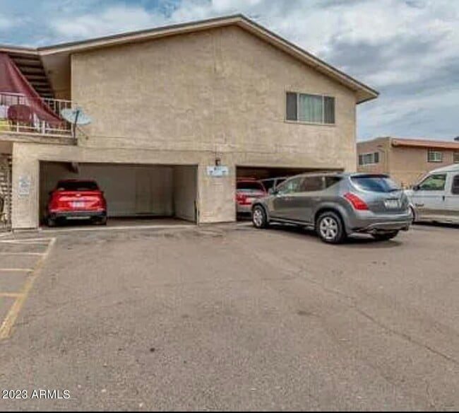 property at 1087 N 84th Pl