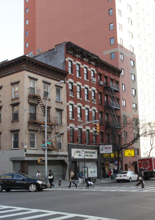 396 3rd Ave in New York, NY - Building Photo