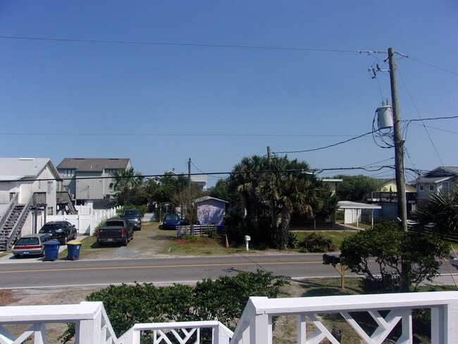 337 N Fletcher Ave in Fernandina Beach, FL - Building Photo - Building Photo
