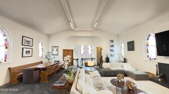 402 Park Ave in Park City, UT - Building Photo