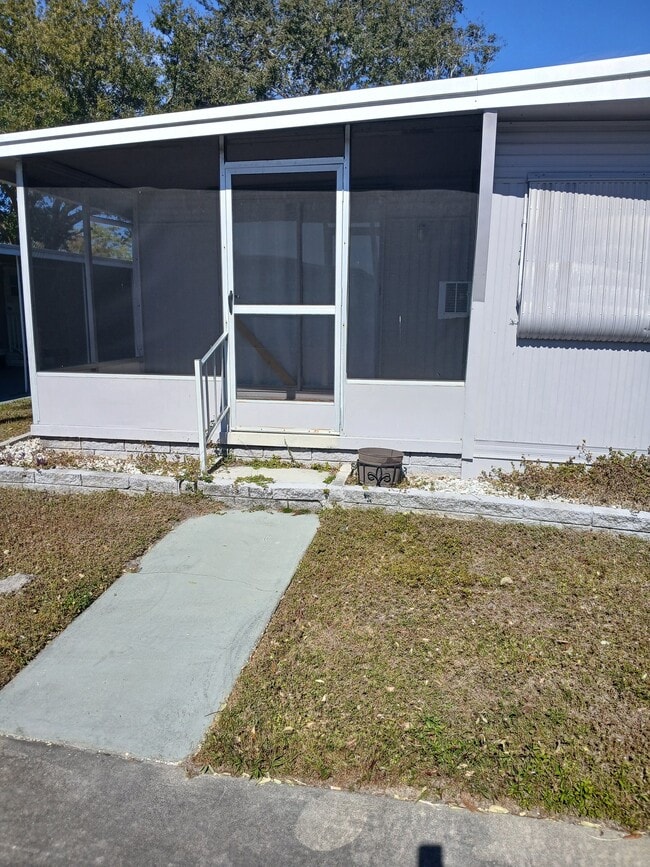 property at 2505 E Bay Dr