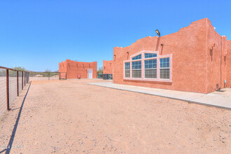 49749 W Pampas Grass Rd in Maricopa, AZ - Building Photo - Building Photo