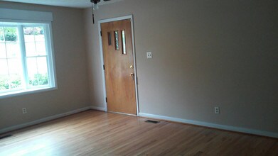 731 Ashburton Dr in Fayetteville, NC - Building Photo - Building Photo