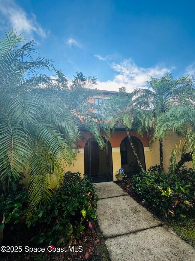 890 Luminary Cir in Melbourne, FL - Building Photo - Building Photo