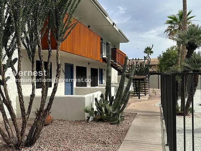 2635 Hayden Rd in Scottsdale, AZ - Building Photo - Building Photo