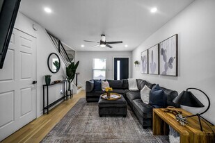 3806 Southridge Dr, Unit SI ID1292401P in Austin, TX - Building Photo