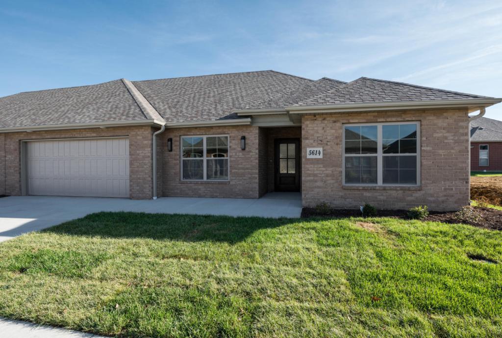 5614 Bower Ln in Columbia, MO - Building Photo