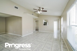 9710 Red Clover Ave in Orlando, FL - Building Photo - Building Photo