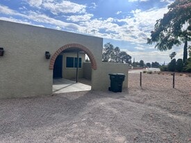 1132 Paseo Juanita in Sierra Vista, AZ - Building Photo