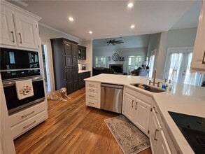 9373 Kingston Crossing Cir in Alpharetta, GA - Building Photo - Building Photo